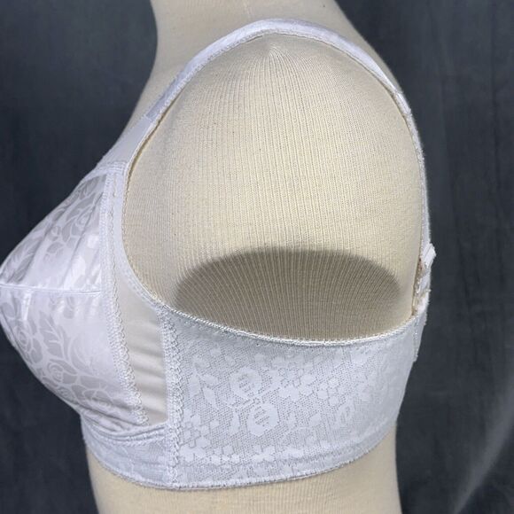 Playtex 40C Bra Wire Free Wide Comfort Straps White 4693 Back Closure Unlined - Picture 4 of 7
